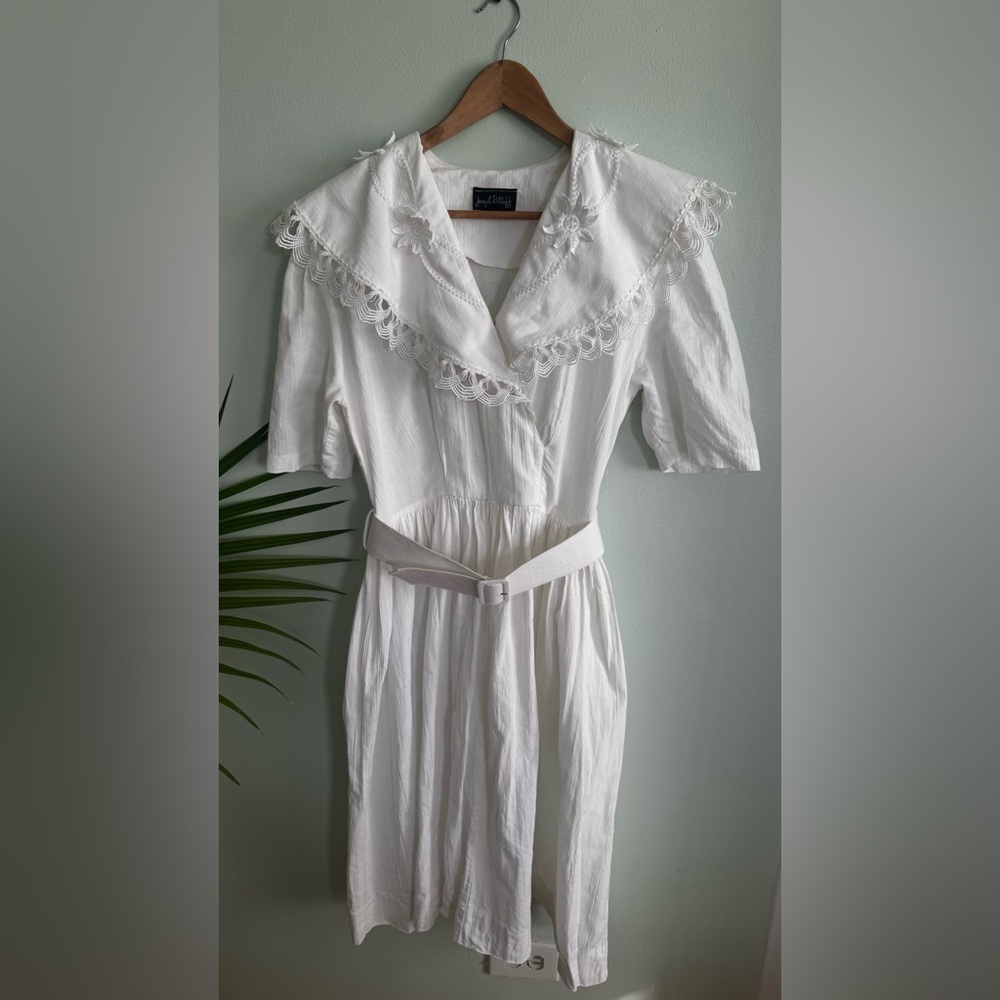 Vintage Joseph Ribkoff White Textured Fabric